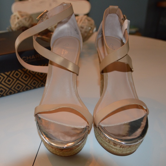 NIB Charles David Nude Wedges SZ 8.5 - Picture 3 of 7